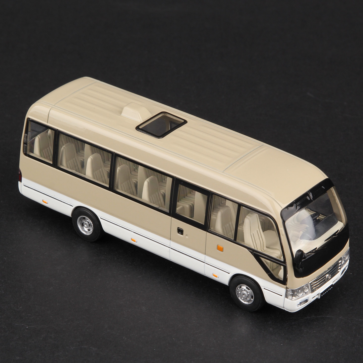 Toyota Coaster 1:64 Alloy Die- - Die Cast Car 1 64 recension och pris